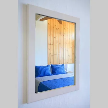 Flokos. Lazy Days, Balmy Nights On The Seafront Apartment *